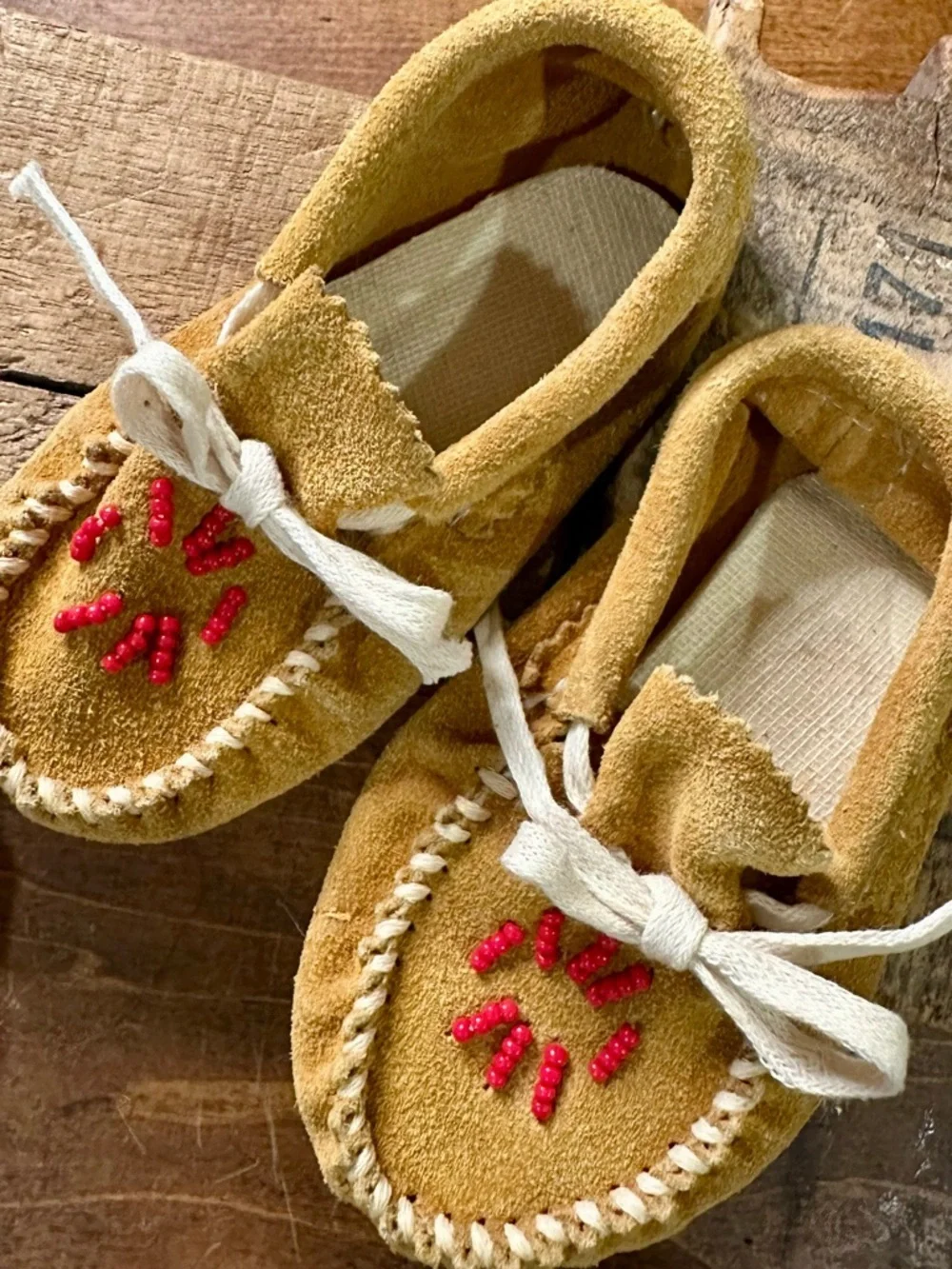 Vintage Leather Baby Moccasins Tan and White Size 3 and 1